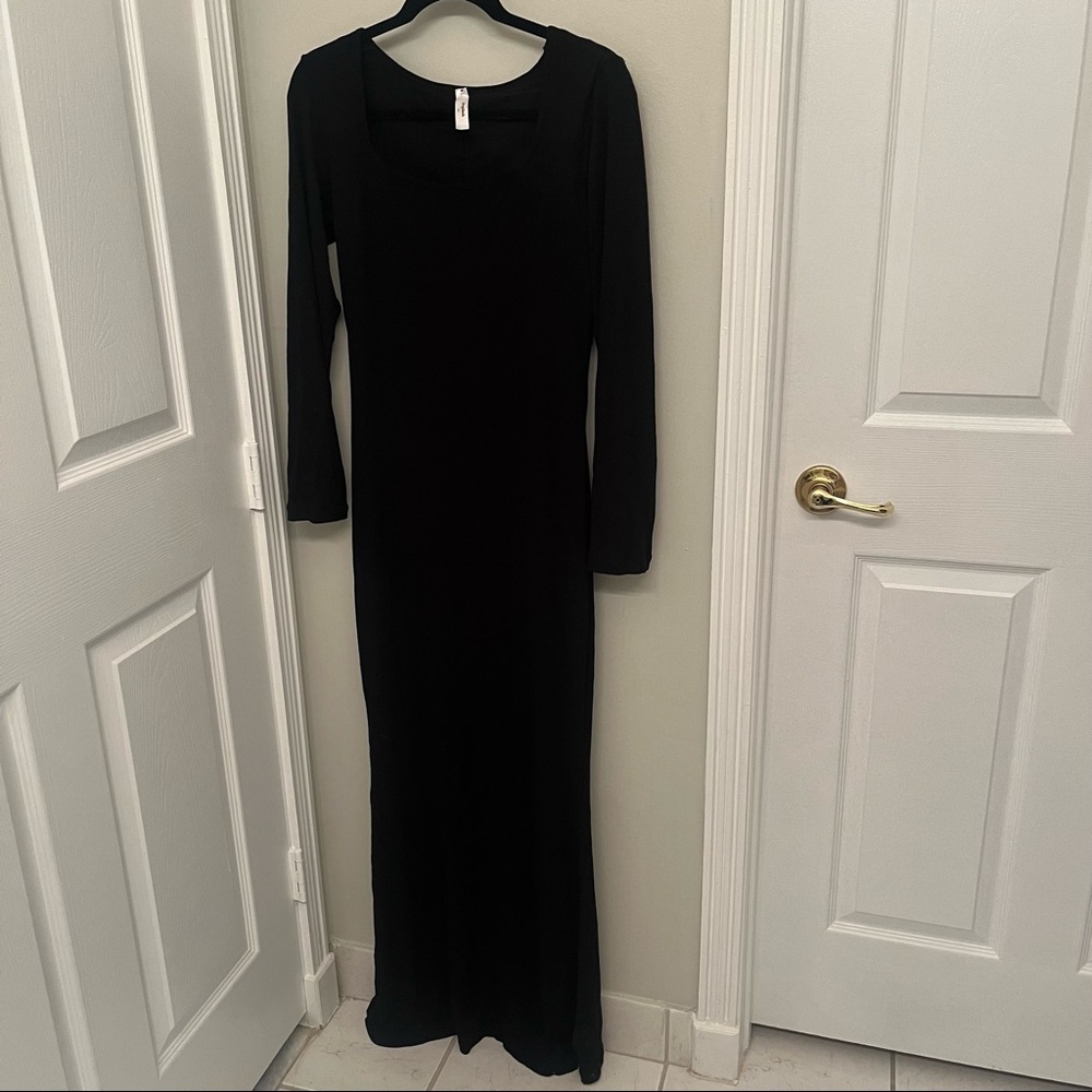 Popilush Built-In Shapewear Long Sleeve Maxi Dress